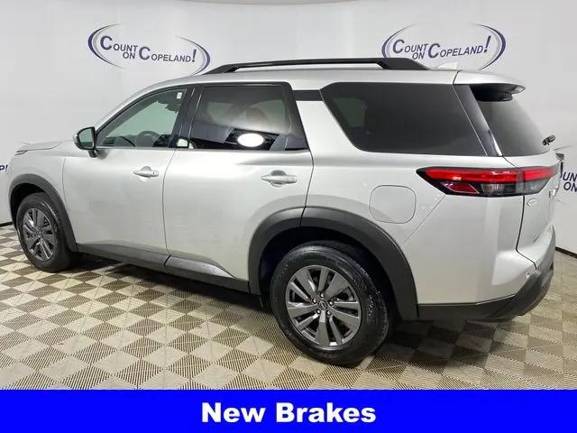 2025 Nissan Pathfinder SV FWD