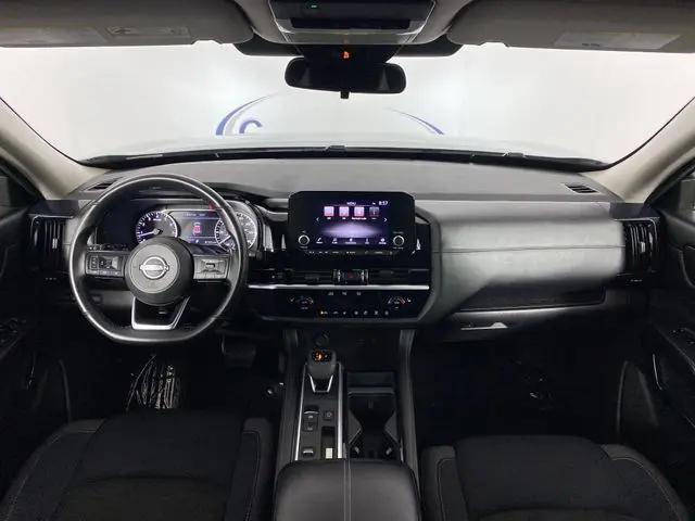 2025 Nissan Pathfinder SV FWD