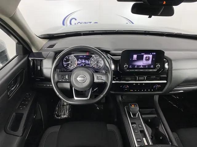 2025 Nissan Pathfinder SV FWD