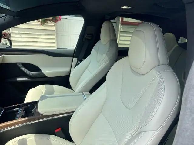 2024 Tesla Model X Long Range