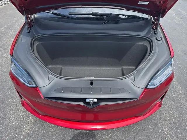 2024 Tesla Model X Long Range