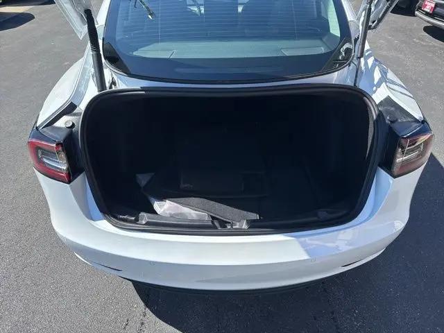 2022 Tesla Model 3 Long Range Dual Motor All-Wheel Drive
