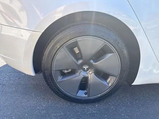 2022 Tesla Model 3 Long Range Dual Motor All-Wheel Drive