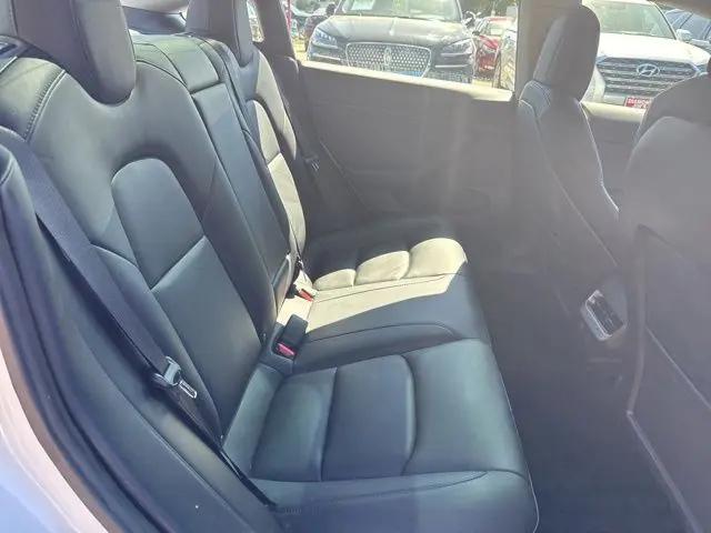 2022 Tesla Model 3 Long Range Dual Motor All-Wheel Drive
