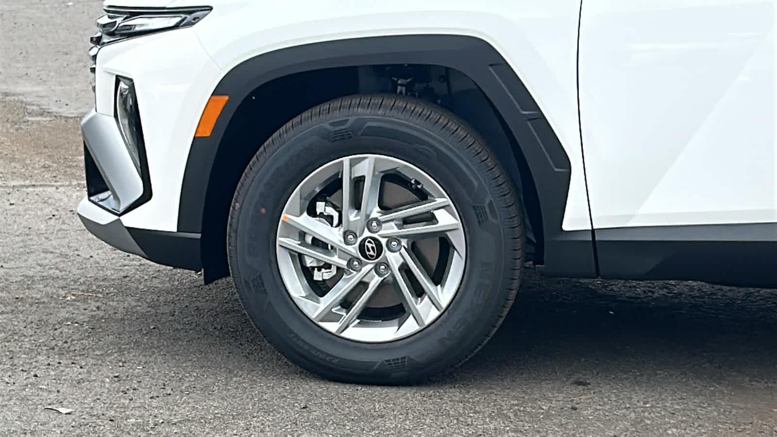New 2026 Serenity White Pearl Hyundai SE AWD image 39