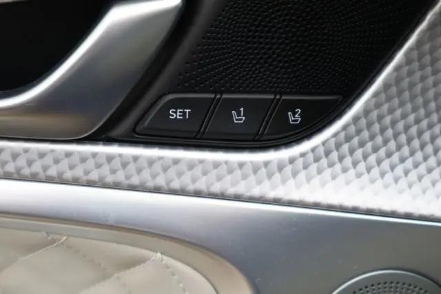 2023 Genesis G70 3.3T RWD