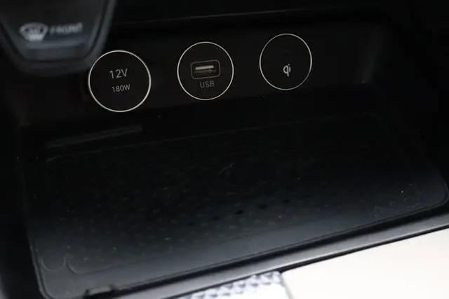 2023 Genesis G70 3.3T RWD