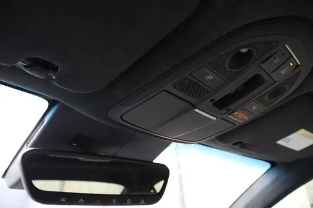 2023 Genesis G70 3.3T RWD