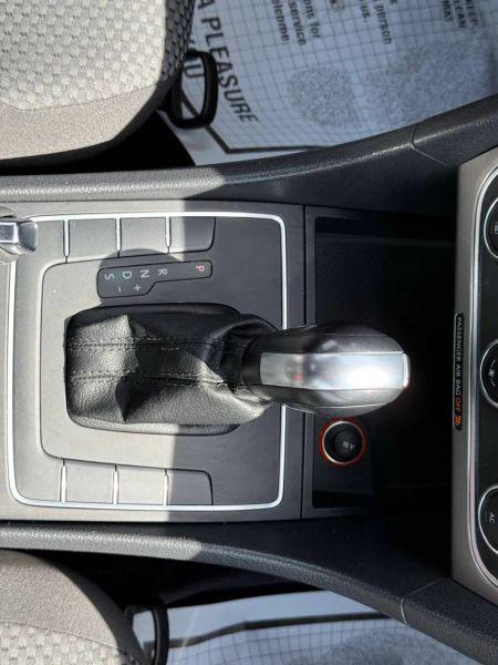 2012 Volkswagen Passat 2.5L S