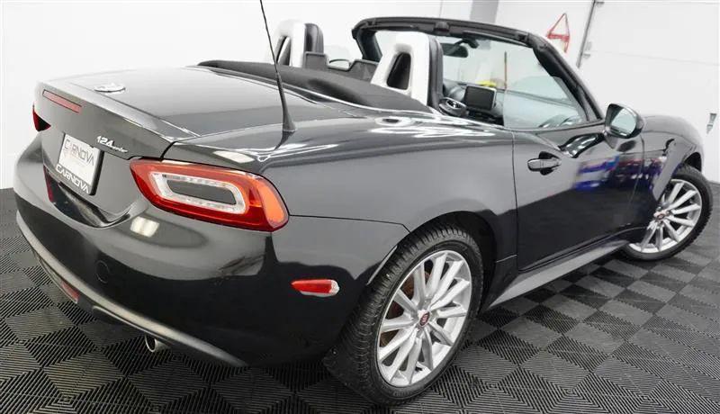 2017 Fiat 124 Spider Lusso
