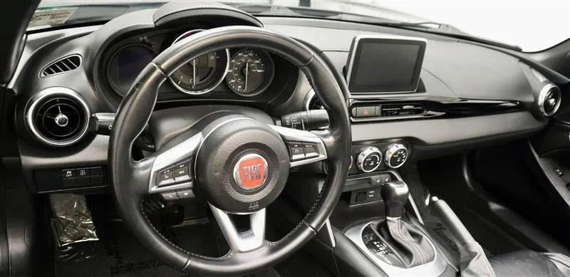 2017 Fiat 124 Spider Lusso