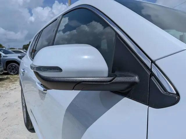 2026 GMC Acadia Denali FWD