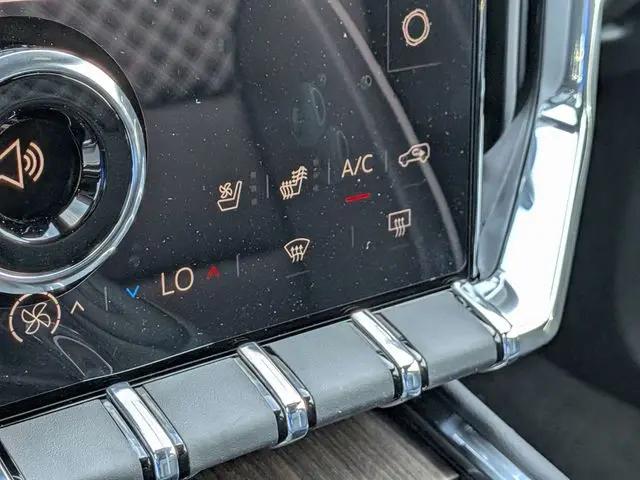 2026 GMC Acadia Denali FWD