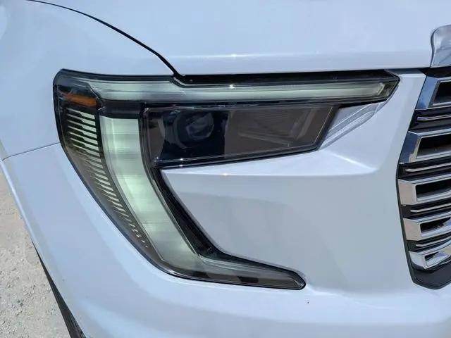 2026 GMC Acadia Denali FWD