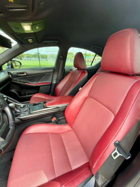 2021 Lexus IS 300 300