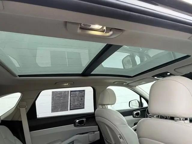 2022 Kia Sorento Hybrid EX