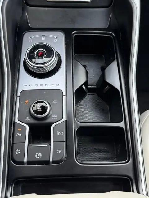 2022 Kia Sorento Hybrid EX