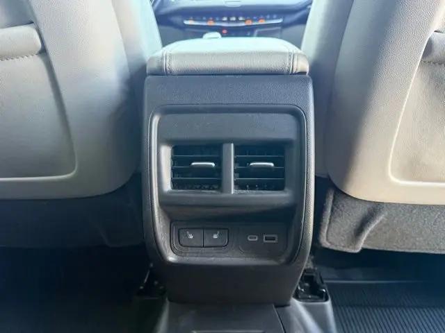 2023 Cadillac XT4 FWD Luxury