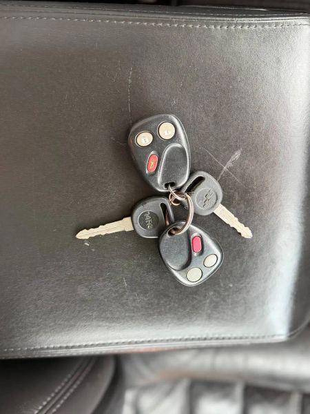 2005 HUMMER H2 Base