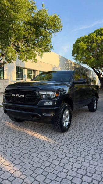 2019 Ram 1500 Tradesman Crew Cab 4x4 5'7" Box for sale in Miami, FL