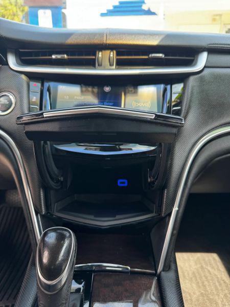 2013 Cadillac XTS Standard
