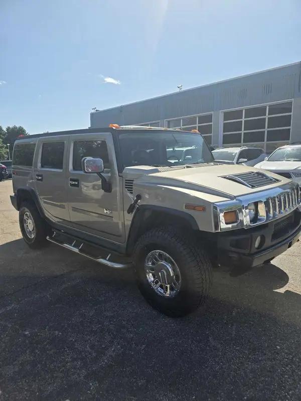 2003 HUMMER H2 Base