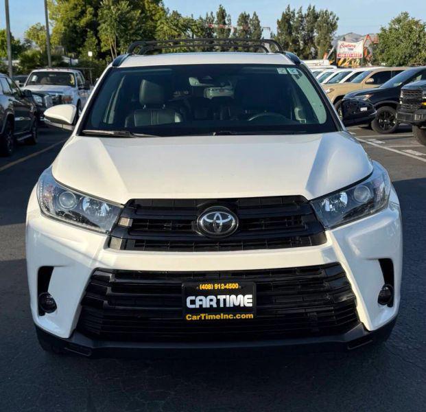 2019 Toyota Highlander SE