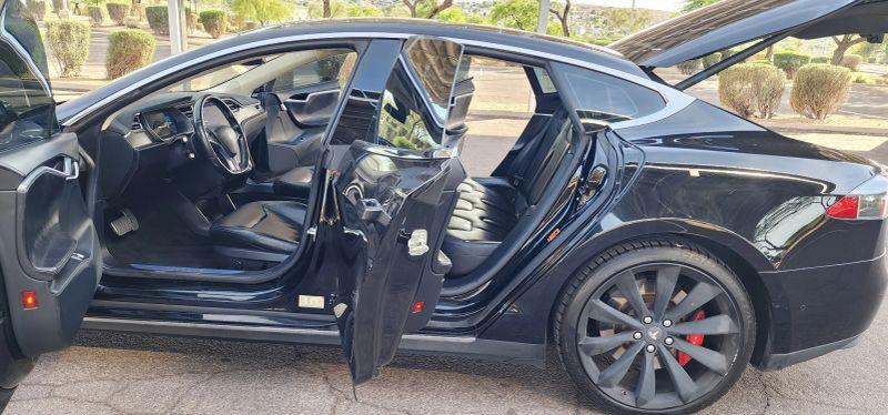 2015 Tesla Model S P85D