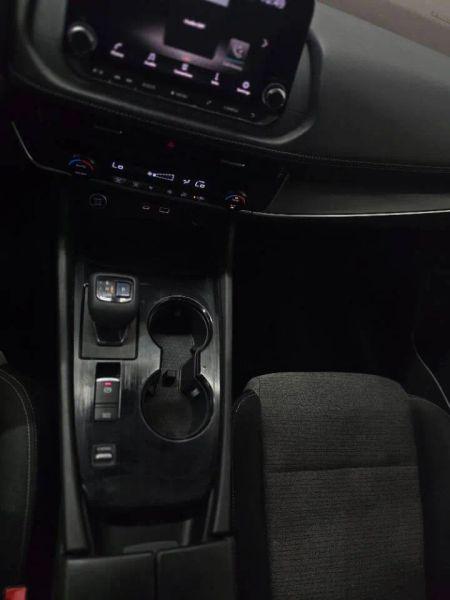 2021 Nissan Rogue SV FWD