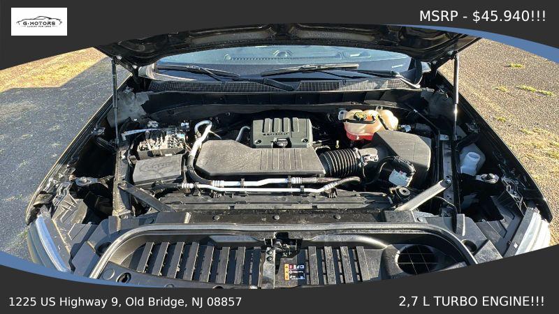2023 Chevrolet Silverado 1500 2WD Crew Cab Short Bed Custom