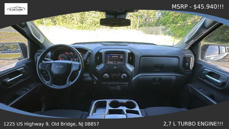 2023 Chevrolet Silverado 1500 2WD Crew Cab Short Bed Custom