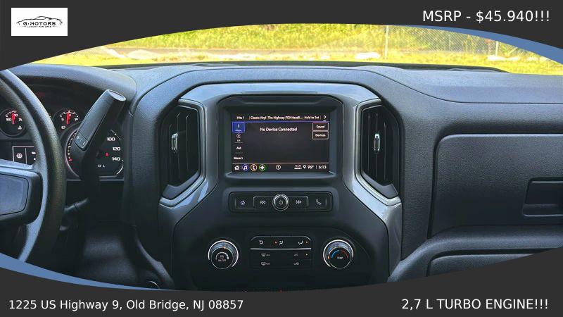 2023 Chevrolet Silverado 1500 2WD Crew Cab Short Bed Custom