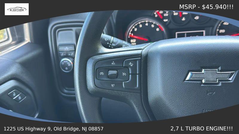 2023 Chevrolet Silverado 1500 2WD Crew Cab Short Bed Custom