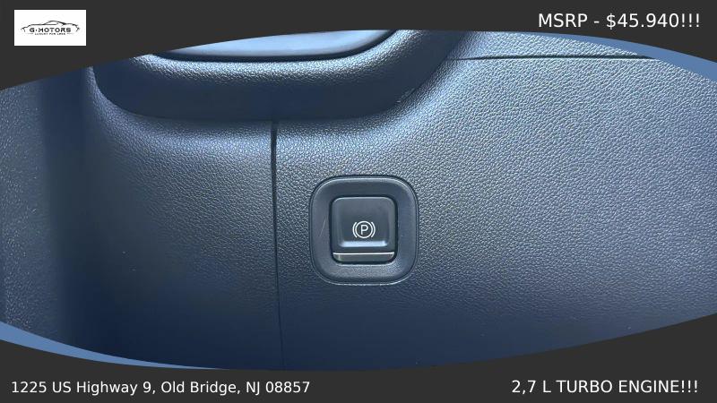 2023 Chevrolet Silverado 1500 2WD Crew Cab Short Bed Custom