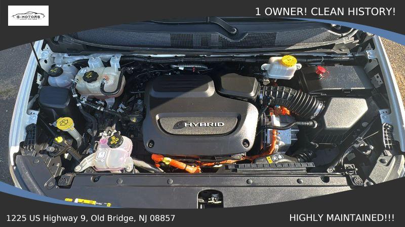 2023 Chrysler Pacifica Hybrid Touring L