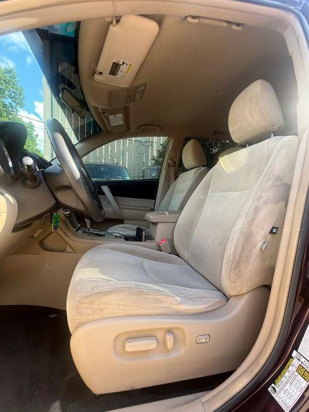 2011 Toyota Highlander Base V6