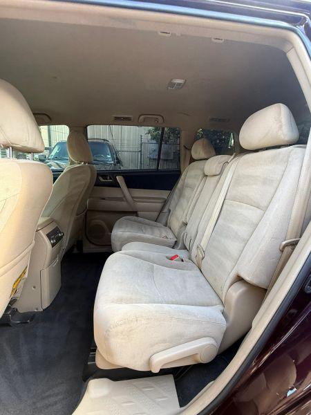 2011 Toyota Highlander Base V6