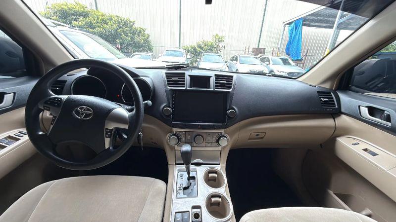 2011 Toyota Highlander Base V6