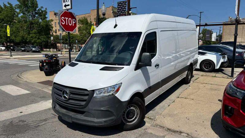 2023 Mercedes-Benz Sprinter 2500 High Roof 4-Cyl Diesel HO