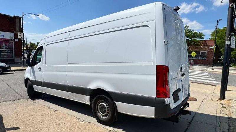 2023 Mercedes-Benz Sprinter 2500 High Roof 4-Cyl Diesel HO