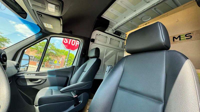 2023 Mercedes-Benz Sprinter 2500 High Roof 4-Cyl Diesel HO