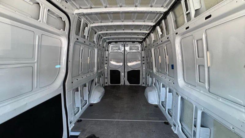 2023 Mercedes-Benz Sprinter 2500 High Roof 4-Cyl Diesel HO
