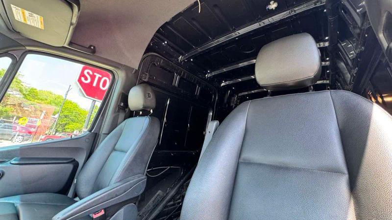 2021 Mercedes-Benz Sprinter 2500 High Roof I4 Diesel