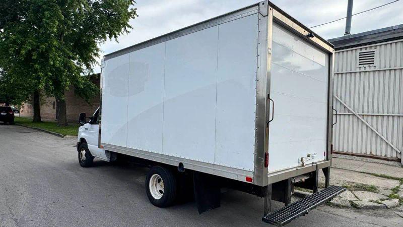 2021 Ford E-350 Cutaway Base