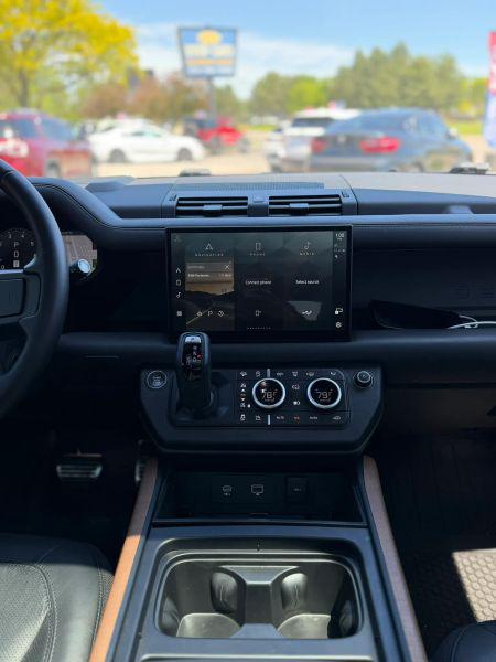 2024 Land Rover Defender 110 P400 X
