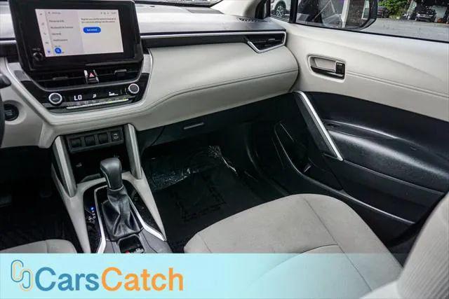 2024 Toyota Corolla Cross LE