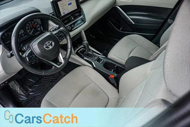 2024 Toyota Corolla Cross LE