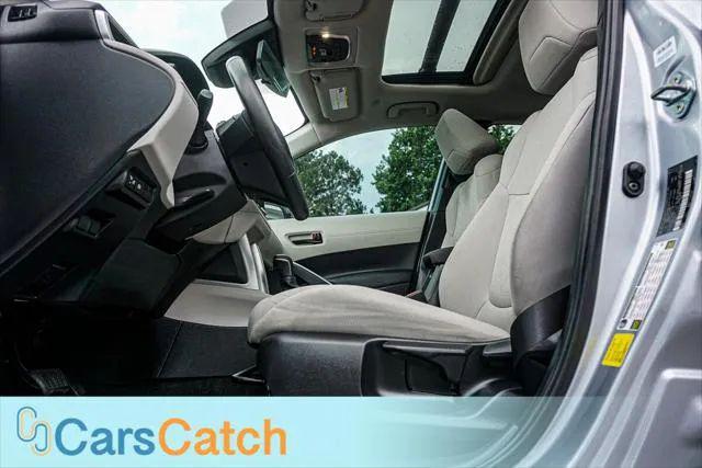 2024 Toyota Corolla Cross LE