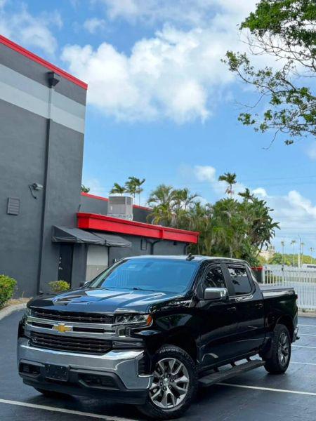 2020 Chevrolet Silverado 1500 4WD Crew Cab Short Bed LT