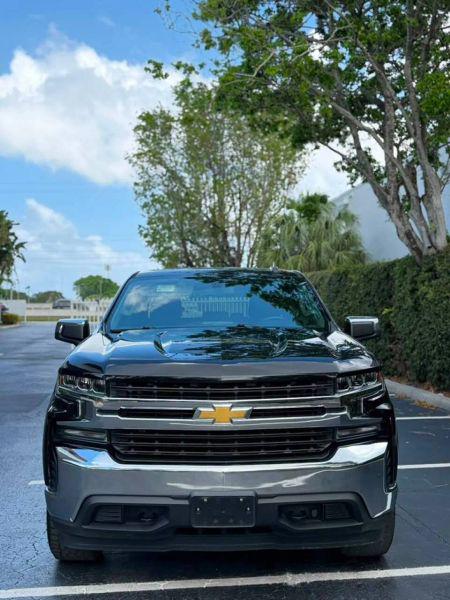 2020 Chevrolet Silverado 1500 4WD Crew Cab Short Bed LT